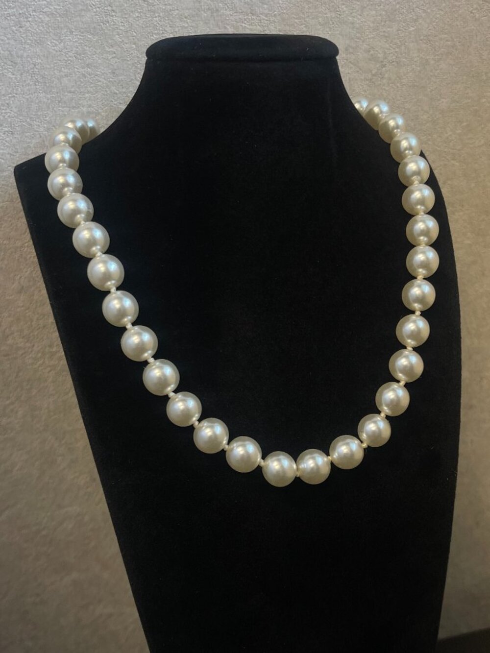 Vintage Cream Pearl Necklace 10mm Knotted Strand Classic Bridal Statement 24in